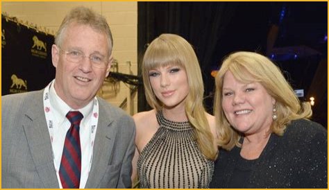 Taylor Swift's Parents' Second Chance At Love: A Remarriage To Remember